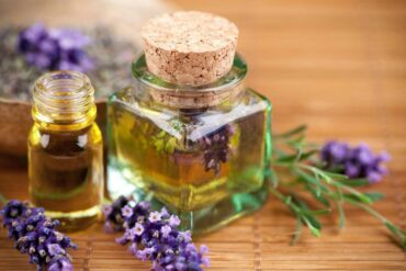 Les bienfaits de l’aromathérapie : comment les huiles essentielles peuvent améliorer votre santé et votre bien-être